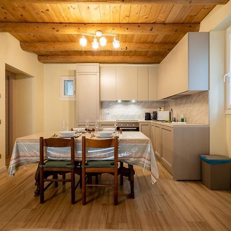 Casa Elena Apartment Consiglio di Rumo ภายนอก รูปภาพ