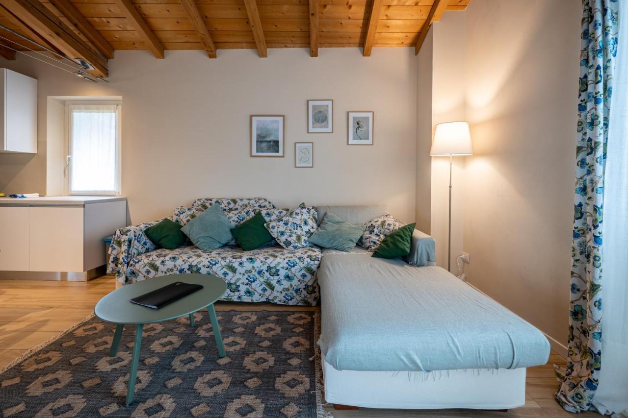 Casa Elena Apartment Consiglio di Rumo ภายนอก รูปภาพ